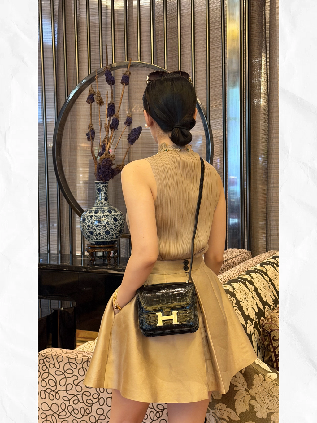 19cm multi-color crocodile-embossed flight attendant bag, can be worn crossbody or on one shoulder