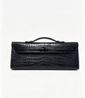 31cm crocodile-embossed handbag, made of cowhide leather, with all-steel hardware.