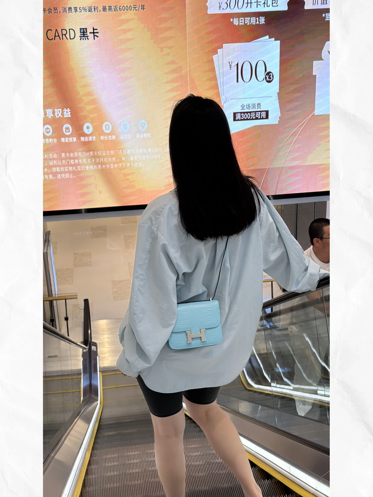 19cm multi-color crocodile-embossed flight attendant bag, can be worn crossbody or on one shoulder