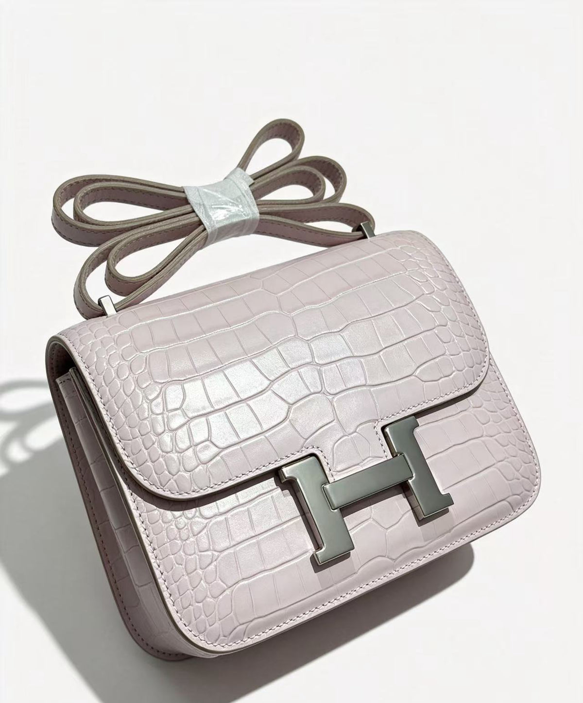19cm multi-color crocodile-embossed flight attendant bag, can be worn crossbody or on one shoulder