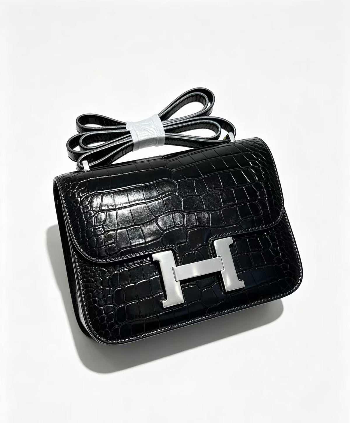 19cm multi-color crocodile-embossed flight attendant bag, can be worn crossbody or on one shoulder